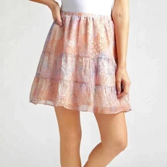 Evereve BB Dakota Tiered Mini Skirt Pink Leopard Print Size Medium - Picture 1 of 7